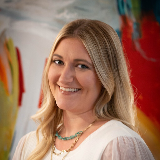Portrait of Sr. Technical Product Manager Shelbi Thurman.